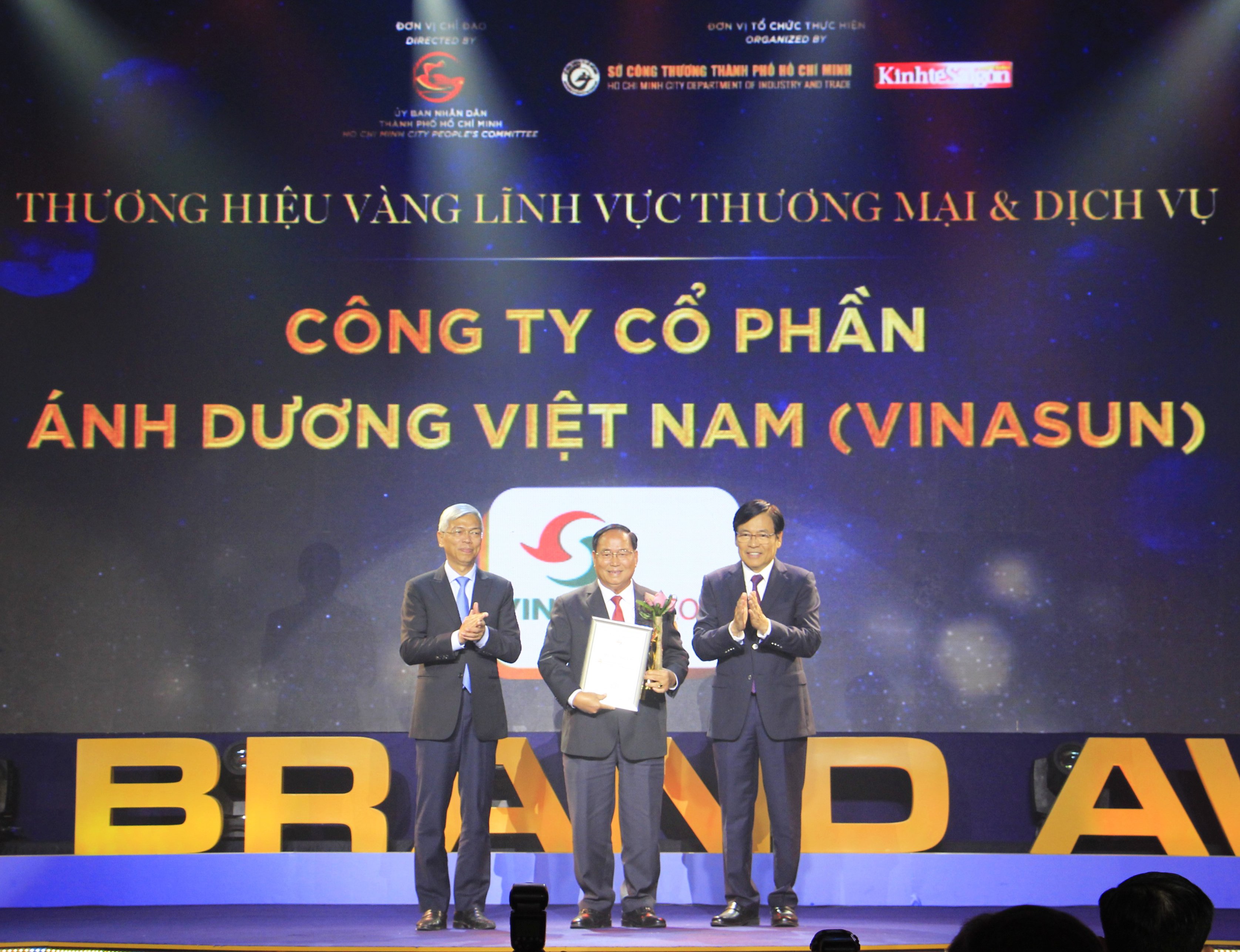 Vinasun Corp nhận giải thưởng Thương hiệu Vàng 2020