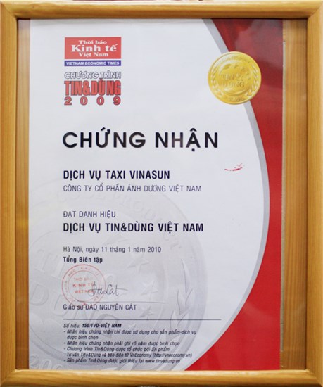Dịch vụ tin và dùng Việt Nam 2010